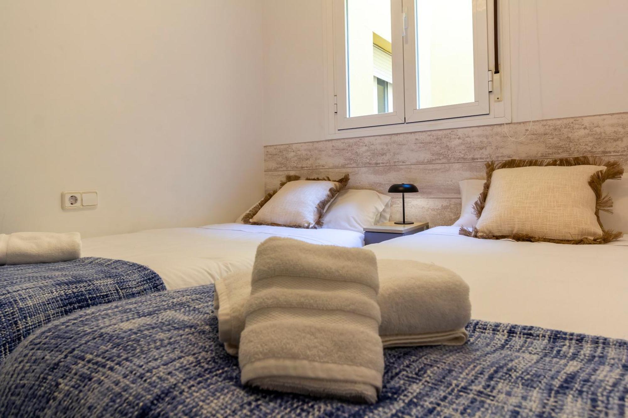 Alohamundi Pureza III Apartment Севиля Екстериор снимка