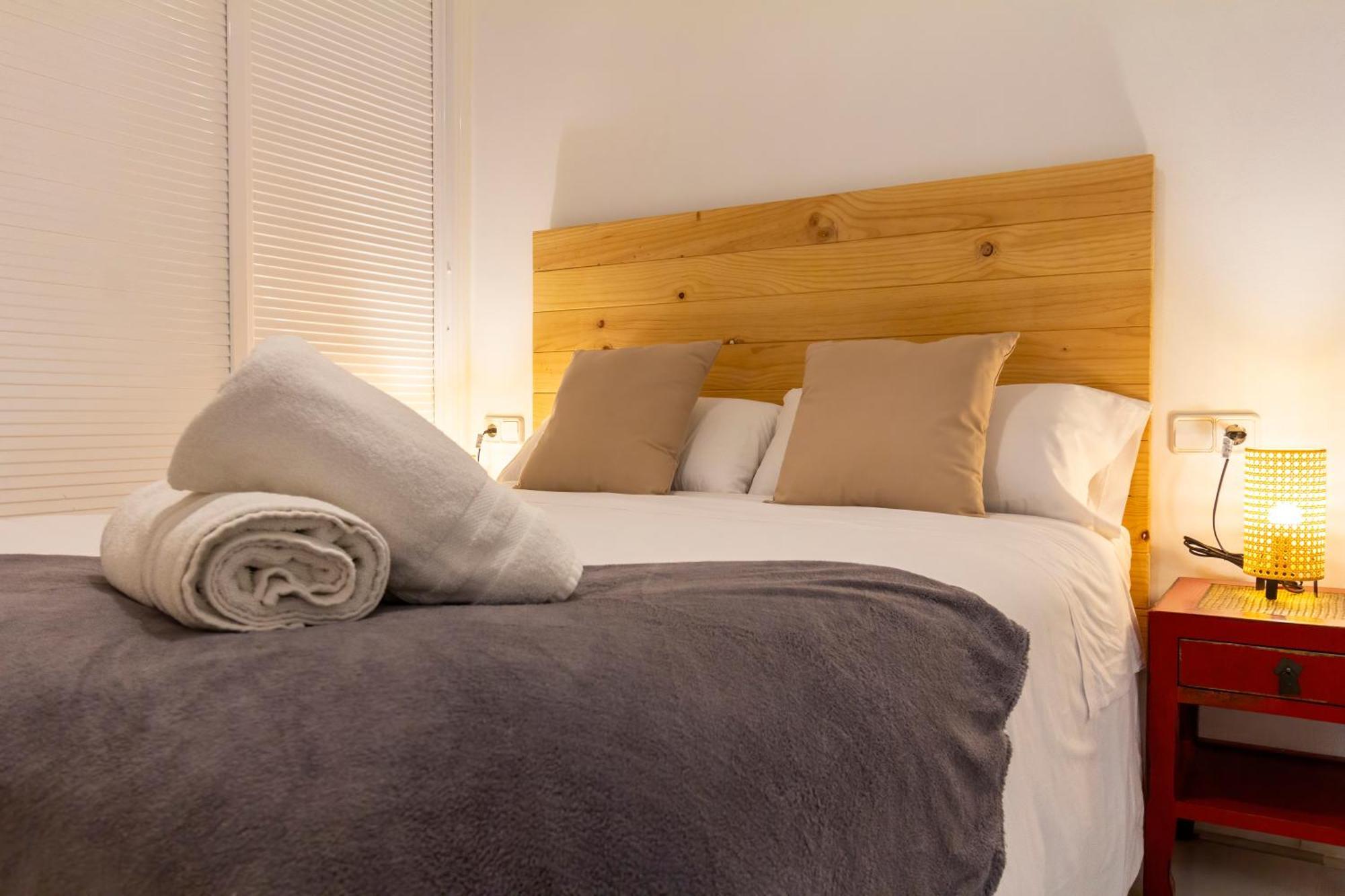 Alohamundi Pureza III Apartment Севиля Екстериор снимка