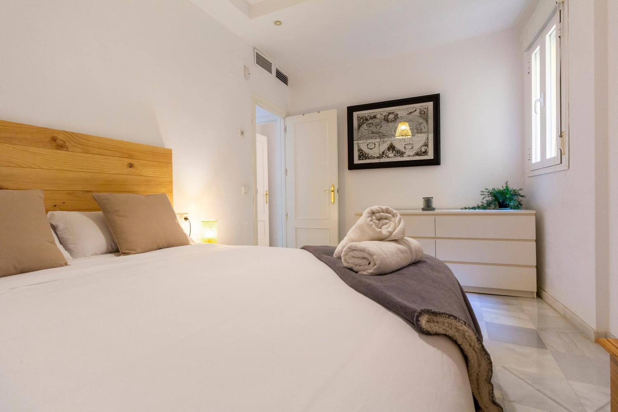 Alohamundi Pureza III Apartment Севиля Екстериор снимка