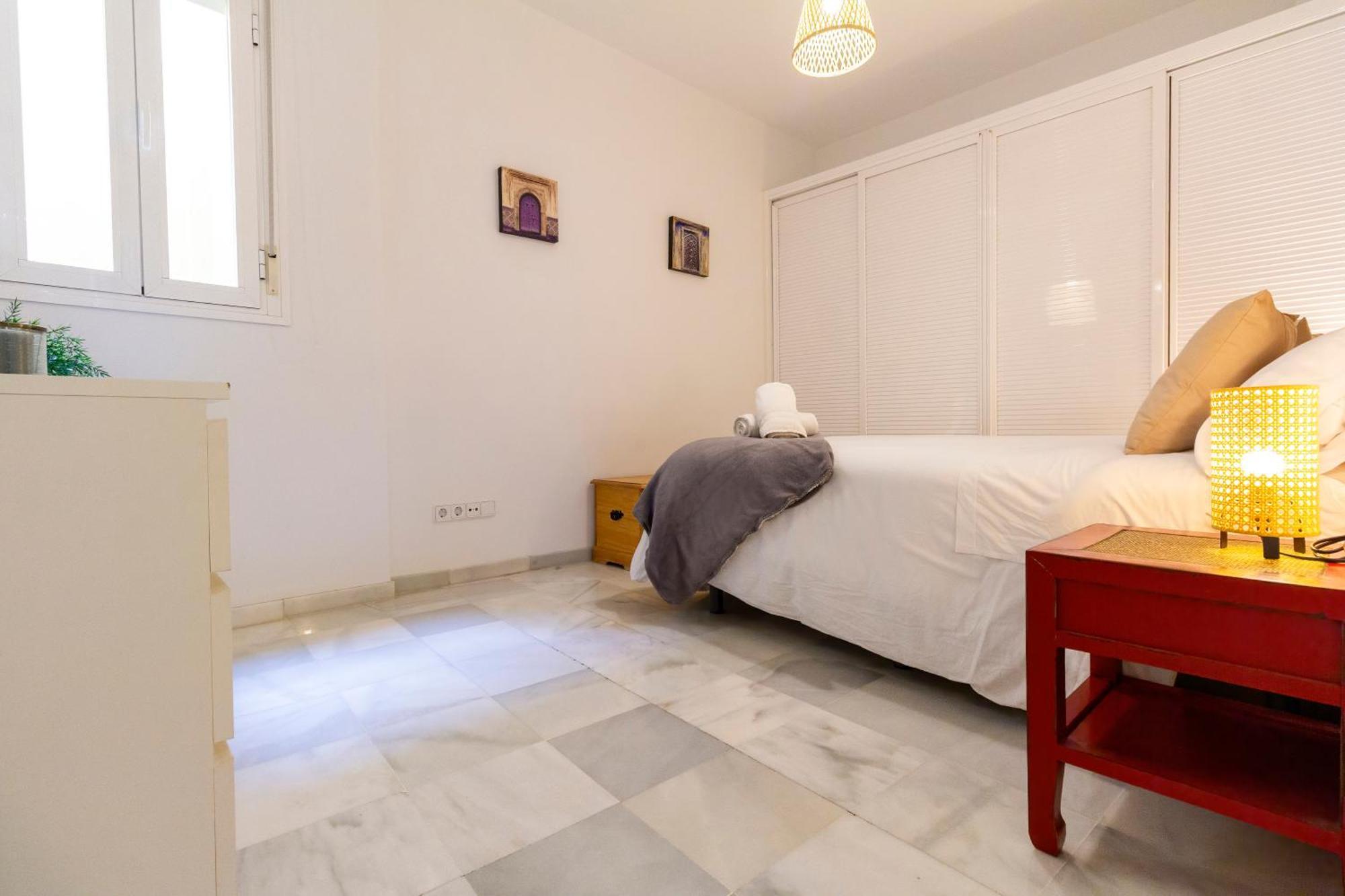 Alohamundi Pureza III Apartment Севиля Екстериор снимка